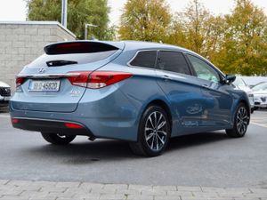 Hyundai i40 Executive 1.7 Diesel Automatic - Image 4