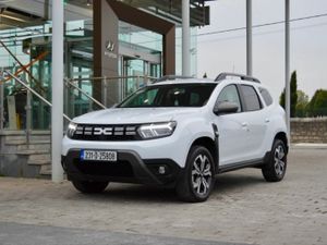Dacia Duster 1.3 TCe 150 EDC Journey, AUTOMATIC - Image 3