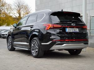 Hyundai Santa Fe 1.6 PHEV 4WD Executive Plus Auto, - Image 4