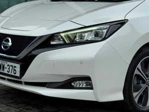 Nissan Leaf Leaf SVE 40 kWh, Leather  Hi Spec - Image 4