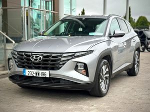 Hyundai Tucson 2WD Executive, Black Leather - Image 3