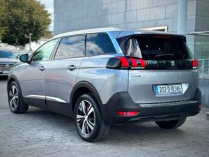 Peugeot 5008 1.2 PureTech 130bhp Allure - Image 3