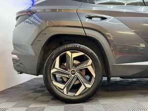 Hyundai Tucson 2WD Executive Plus HEV Auto,low mil - Image 4
