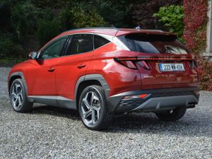 Hyundai Tucson 2WD Executive Plus HEV Auto - Image 4