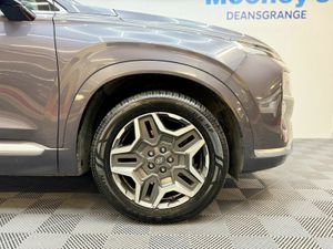 Hyundai Santa Fe 1.6 Plug in Hybrid 4WD Executive - Image 4