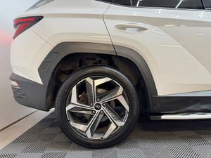 Hyundai Tucson 2WD Executive Plus HEV Auto - Image 3