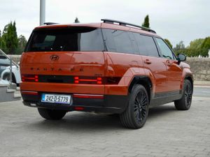 Hyundai Santa Fe 1.6 PHEV 4WD Calligraphy DEMO SAL - Image 3