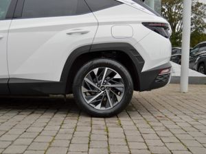 Hyundai Tucson 2WD Executive Plus, High Spec, Leat - Image 3