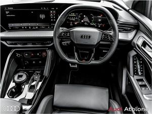 Audi Q5 2.0TDI 201BHP quattro S-Line S-Tronic - AV - Image 2