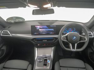 BMW i4 Edrive35 M Sport - Image 4