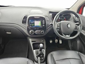 Renault Captur Tce 90 SIGNATURE X NAV - Image 2