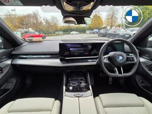 BMW 5 Series 530e M Sport Saloon - Image 4