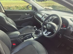 2011 Kia Sportage 1.7 crdi Just passed nct - Image 4