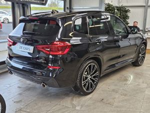 211 BMW X3 X-DRIVE PETROL HYBRID PLUG IN - Image 4