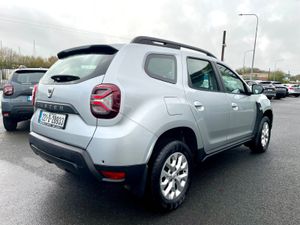 Dacia Duster 1.5 Diesel - Image 4