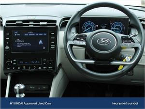 Hyundai Tucson 2WD Executive w.2 Tone Roof - Image 4