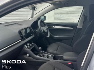 Skoda Karoq SELECTION 2.0 TDI 115 BHP - Image 4