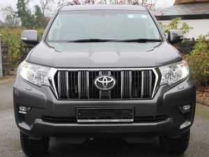 Landcruiser LWB * Auto * 2 seat * Vat included - Image 2