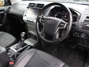 Landcruiser LWB * Auto * 2 seat * Vat included - Image 3