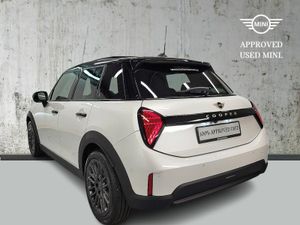 Mini Cooper Cooper C Exclusive level 2 - Image 2