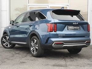 Kia Sorento 2.2 K3 4X2 Diesel 7 seats - Image 2