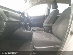 Toyota Corolla 1.4 Terra - Image 4