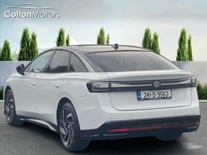 Volkswagen ID.7 PRO 77kWh 286HP (Panoramic Roof / - Image 3