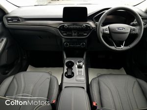 Ford Kuga Vignale (Plug in Hybrid) (Automatic) (** - Image 3