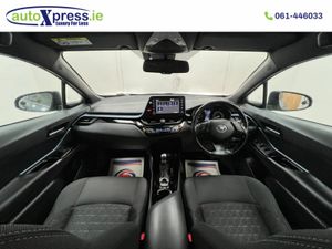 Toyota C-HR 1.8 Hybrid Sport Automatic, Reversing - Image 2