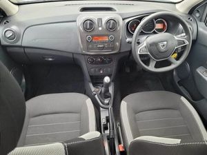 Dacia Sandero Stepway TCe 90  STEPWAY ALTERNATIVE - Image 4