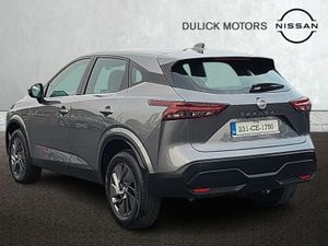 Nissan Qashqai 1.3 PET MILD HYBRID SV - Image 2