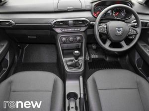 Dacia Jogger Essential TCe 110 - Image 2