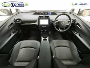 Toyota Prius S 1.8 Hybrid Automatic, Reversing cam - Image 2