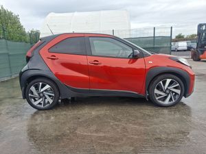*221 Toyota Aygo  X Envy  1.0 Petrol - Image 4