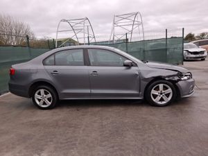 152 VW Jetta 2.0L TDI - Image 3