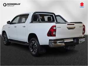 Toyota Hilux Diesel Invincible - Image 3