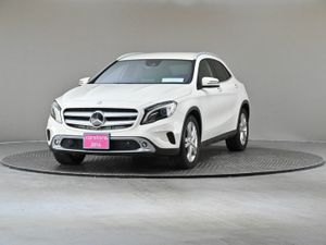 Mercedes-Benz GLA GLA 180 **HALF LEATHER**REVERSE - Image 3