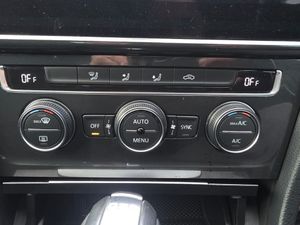 VW Golf Tsi 1.2 Automatic Petrol - Image 3