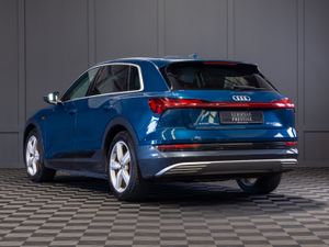 2021 Audi e-tron 50 Quattro Advance - Image 4