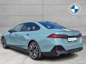 BMW i5 eDrive40 M Sport Pro Saloon - Image 2