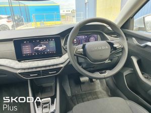 Skoda Octavia Selection + 1.5TSi mHEV 115HP DSG - - Image 2