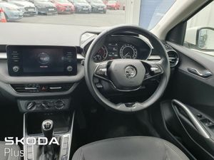 Skoda Fabia Style 1.0MPi 80HP - 2 Year Warranty (F - Image 3