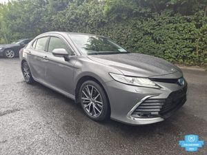 Toyota Camry / 2020 / 2.5 PETROL HYBRID / AUTO - Image 3
