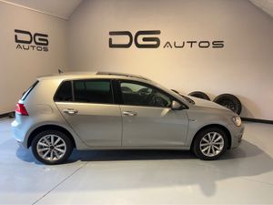 Volkswagen Golf LOUNGE 1.6 TDI - SUNROOF- SERVICE - Image 2