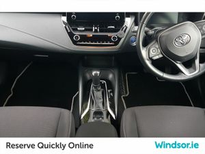 Toyota Corolla 1.8 Hybrid Luna Hatchback - Image 4