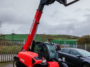 Manitou Telehandler - Image 2