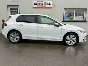 Volkswagen Golf STYLE 2.0 TDI 115HP 5DR - Image 3