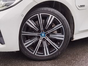 BMW 3 SERIES 330E SE PRO AUTOMATIC PHEV - Image 3