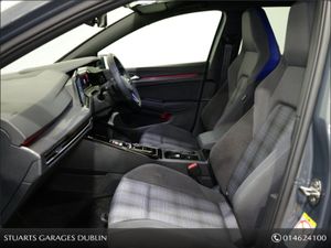 Volkswagen Golf *MASSIVE SPEC* GTE GOLF 245HP PANO - Image 3
