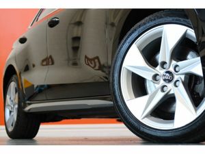 Audi A3 SPORTBACK TFSI E S LINE #82 - Image 2